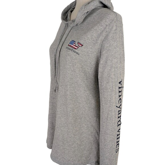 Vineyard Vines Edgartown Gray Women's SM Lightweight Flag Whale Hoodie - Picture 3 of 7
